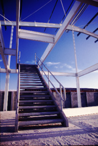 Stairs.JPG (42683 bytes)